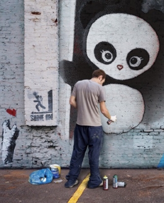 Love Panda grafitti